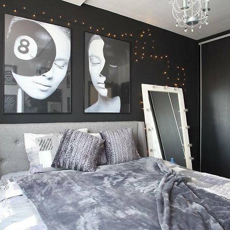 Casa Mia - Modern Luxury Apartament ブカレスト エクステリア 写真